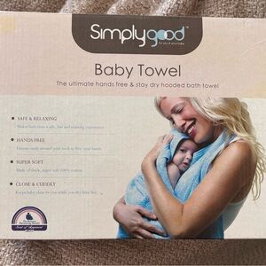 Green bnib Baby Towel